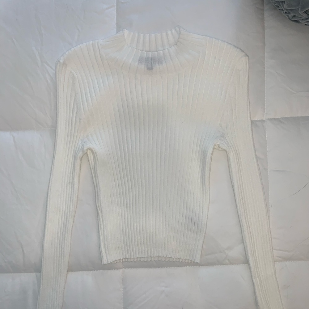 Kendall and Kylie white long sleeve top